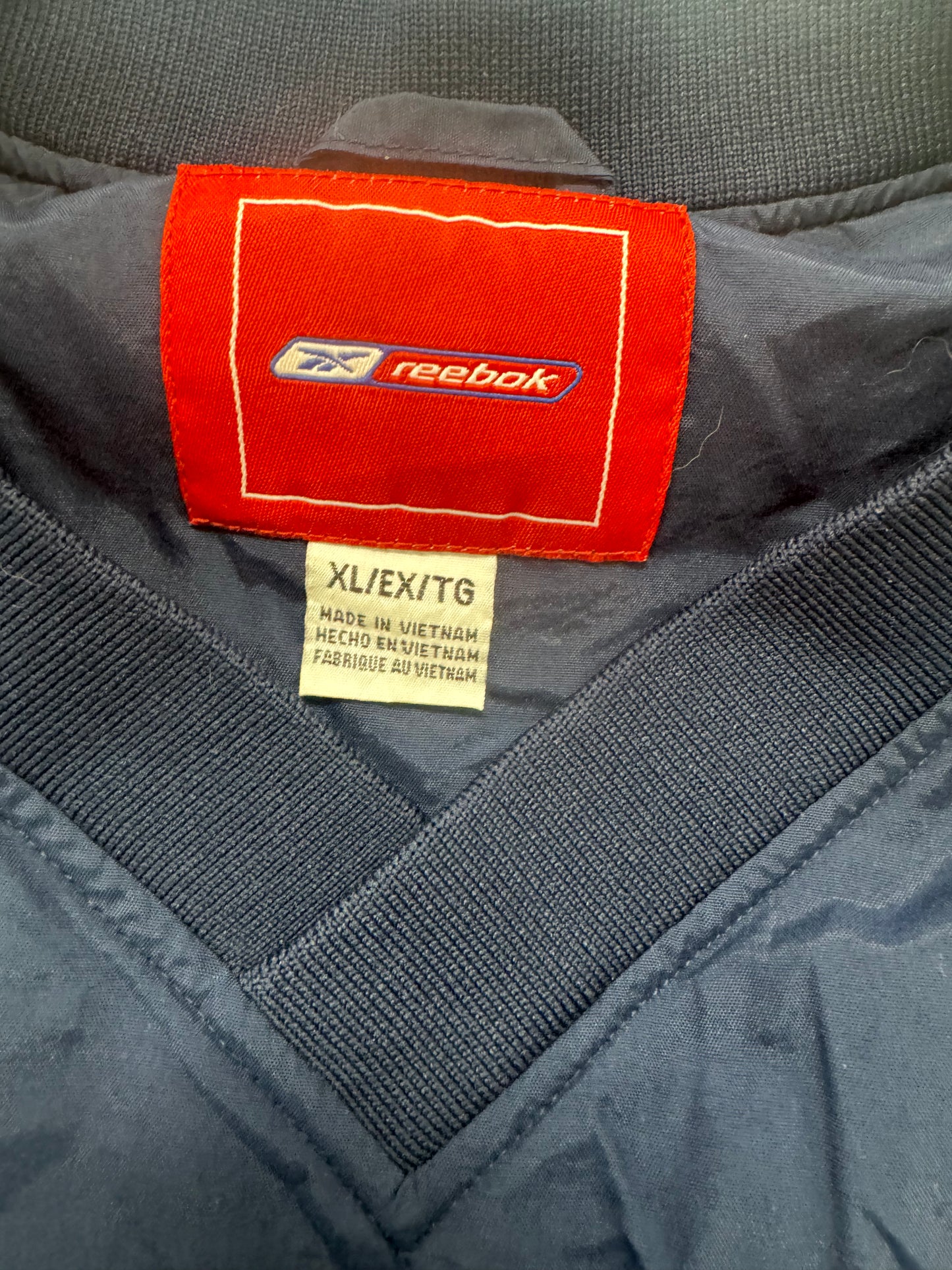 Vintage Reebok Chicago Bears NFL Football Team Logo Nylon Windbreaker Crewneck(XL)