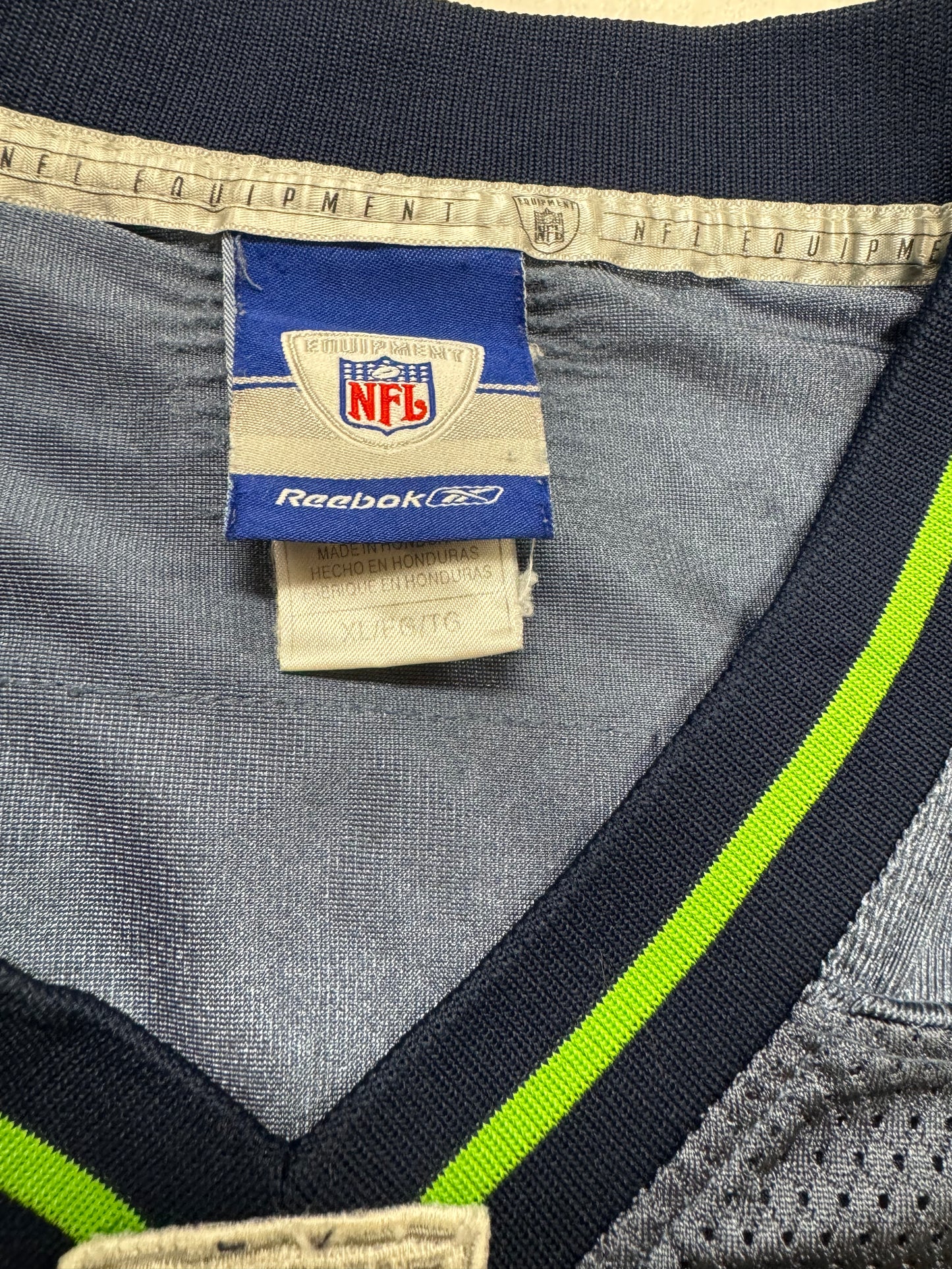 Vintage Seattle Seahawks NFL Julian Peterson Blue Football Jersey(XL)
