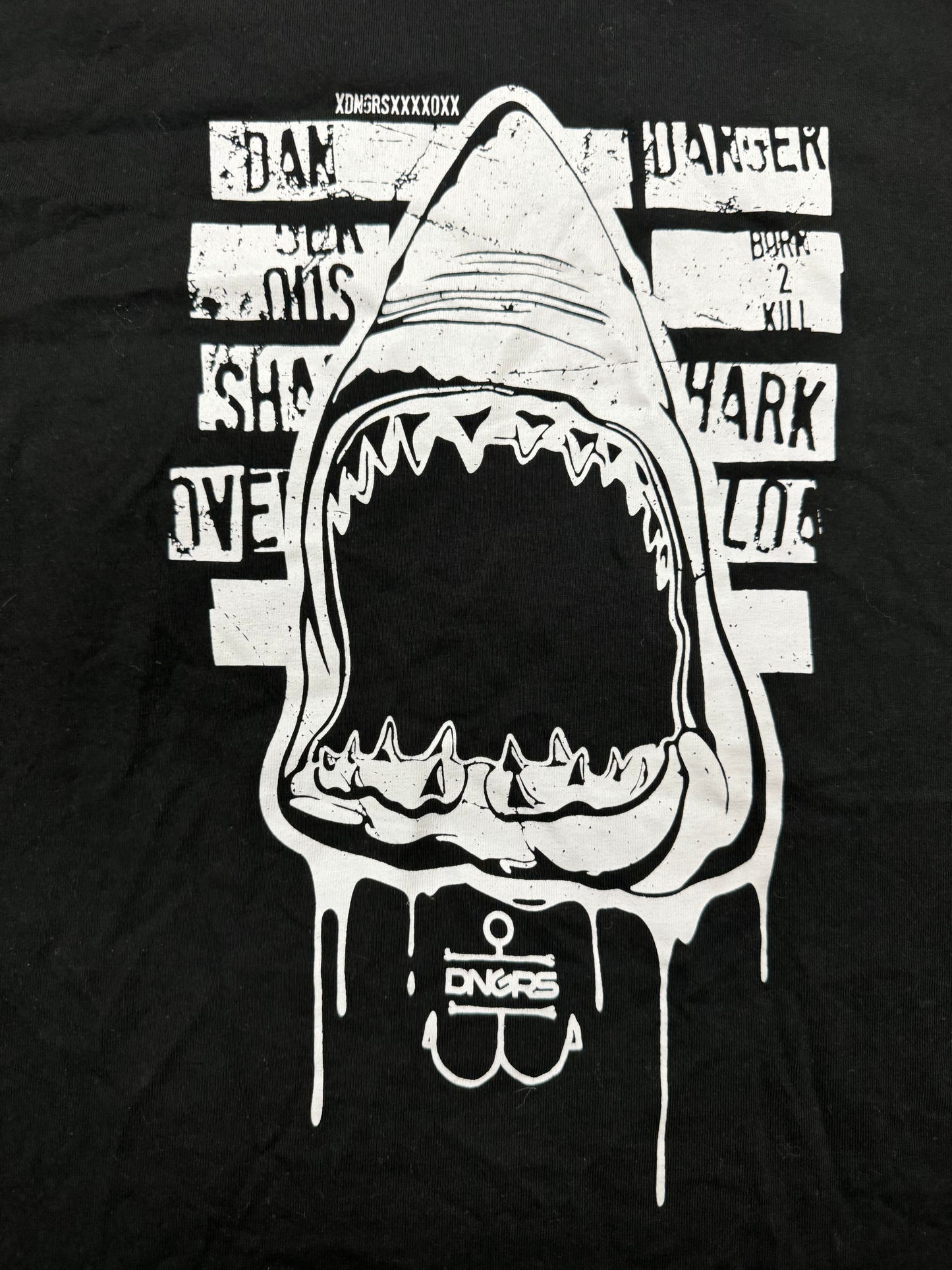 Vintage Shark Rock Band Tee(XXXL)