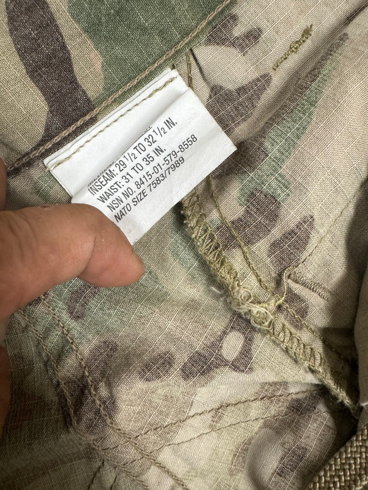 Vintage Camo Cargo Pants Adjustable Relaxed Fit(Medium)