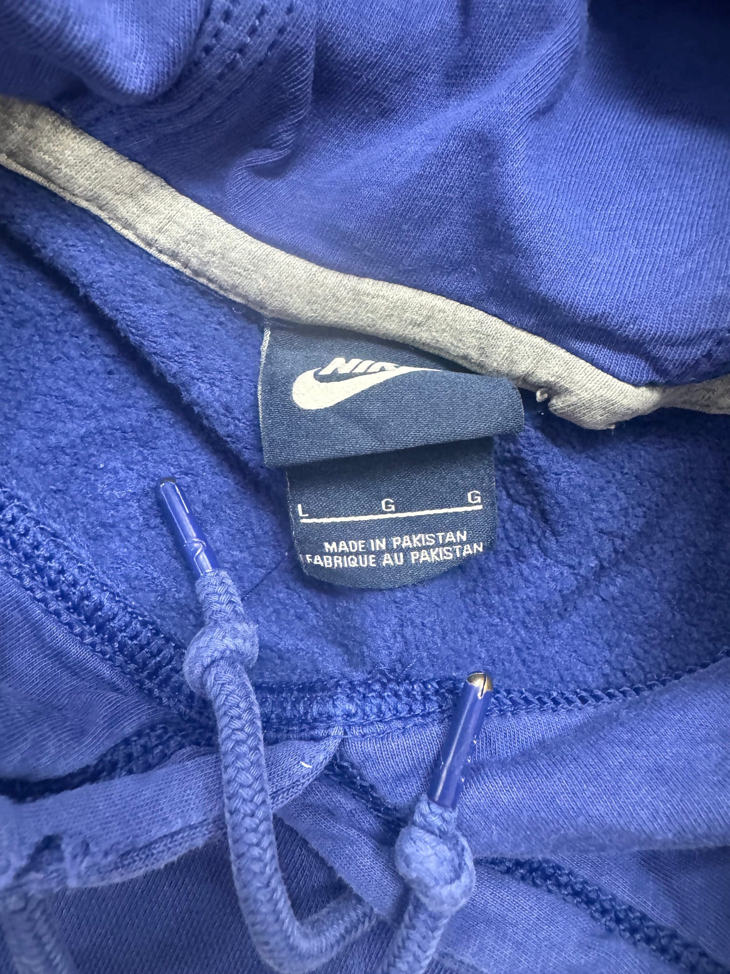 Vintage Nike Sportswear Hooded Sweatshirt(Large)