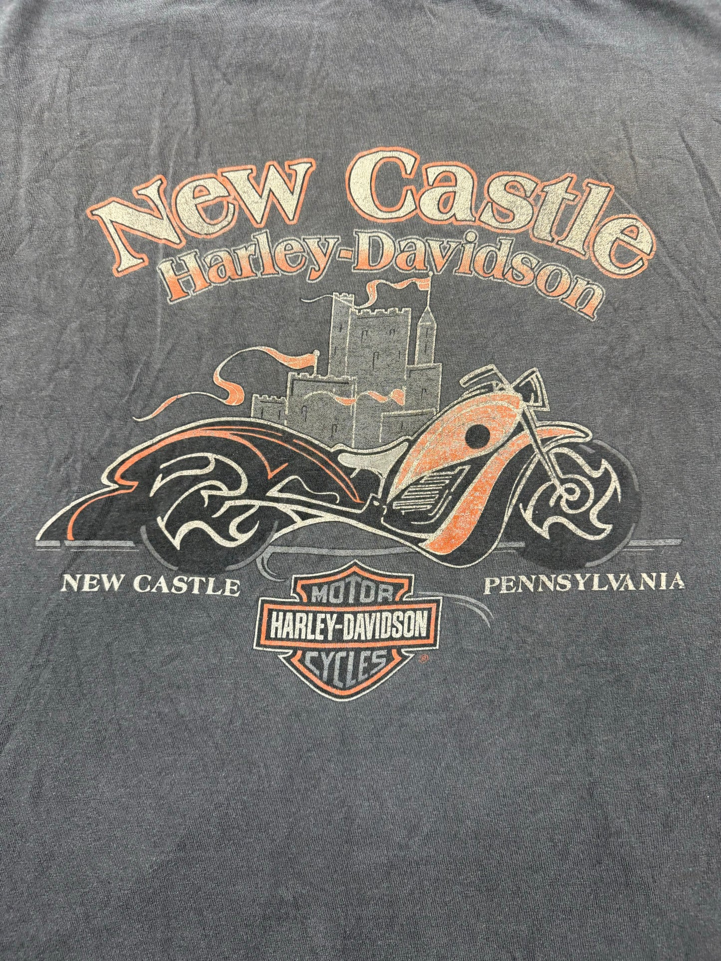 Vintage Harley Davidson Biker Logo New Castle Pennsylvania Tee(XL)