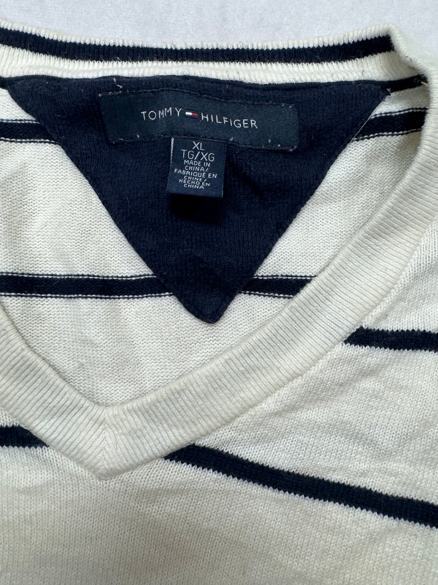 Vintage Tommy Hilfiger Logo Knit Striped Crewneck Sweatshirt(XL)