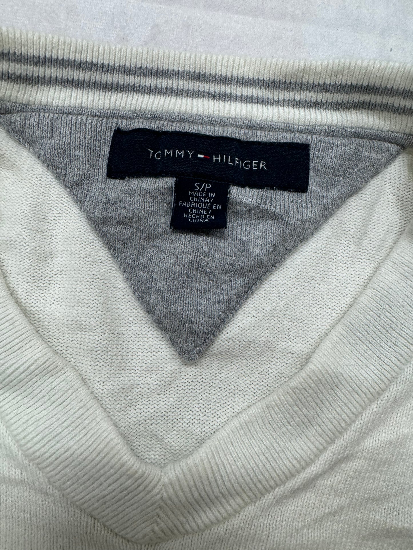 Vintage Tommy Hilfiger Knit Crewneck Sweatshirt(Small)