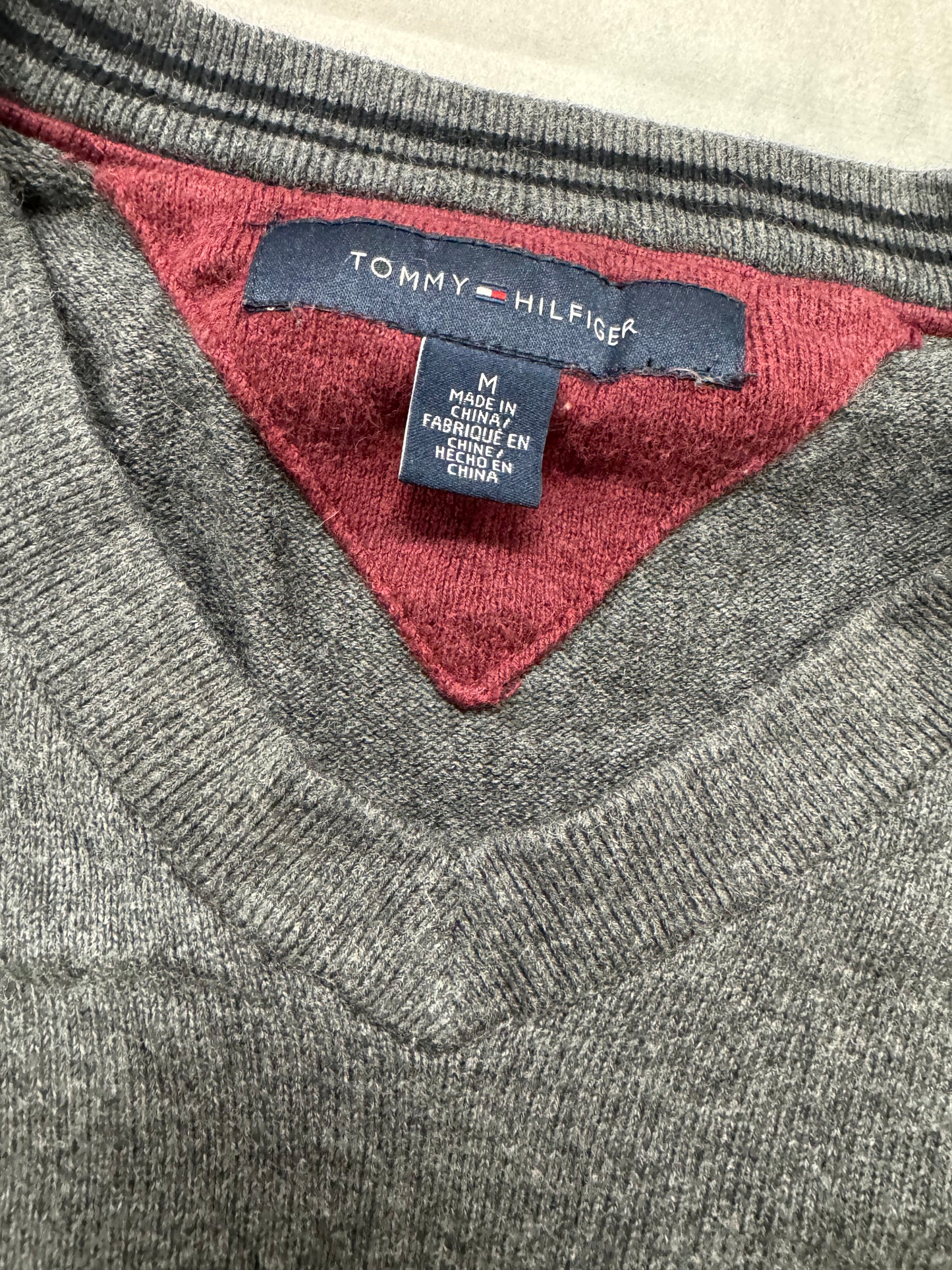 Vintage Tommy Hilfiger Knit Crewneck Sweatshirt(Medium)