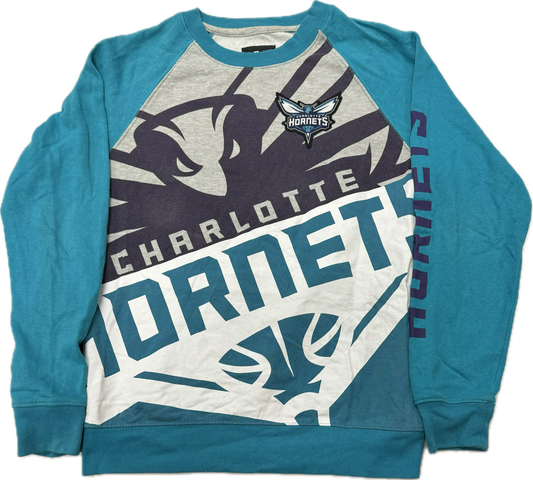 Vintage Charlotte Hornets NBA Basketball Team Logo Crewneck Sweatshirt(Small)